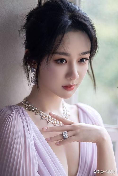 杨紫高清照片,青春活力，魅力四溢